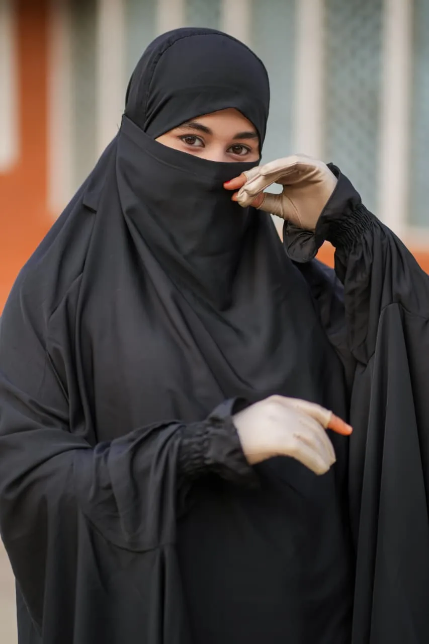 Dubai Cherry Black Khimar With Plazu Set - Image 2