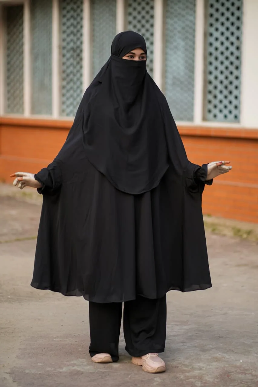 Dubai Cherry Black Khimar With Plazu Set - Image 3