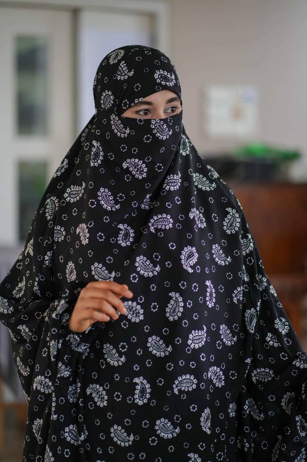 Luxury Mishori Silk Khimar Set - 03 - Image 2