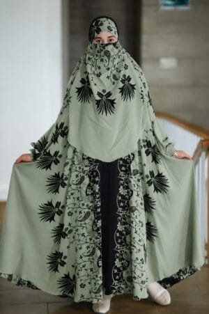 Premium Long Khimar Code 12